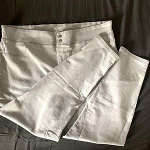 Grey Double Button Jegging